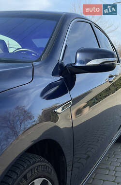 Седан Honda Accord 2013 в 