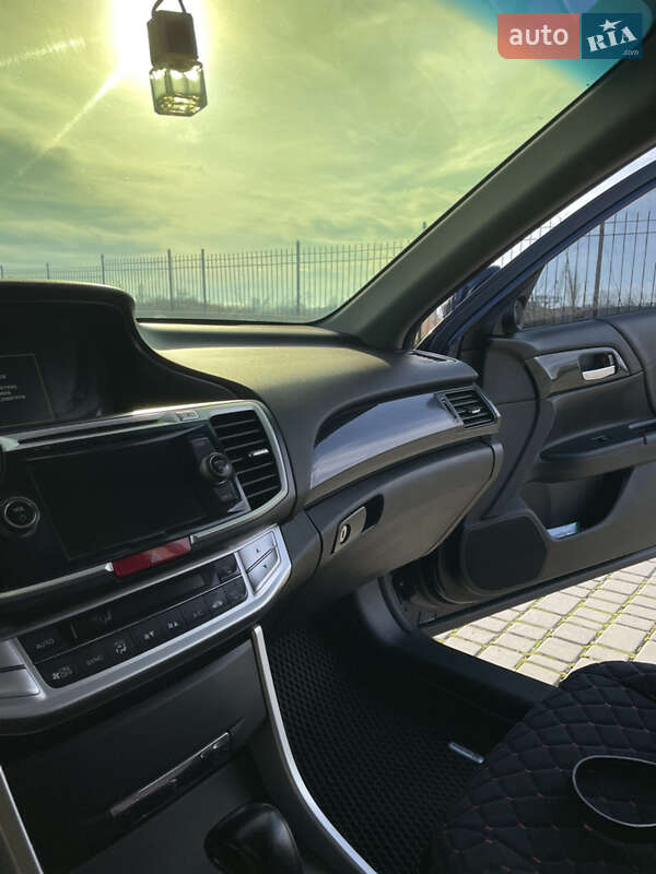 Седан Honda Accord 2013 в Одесі