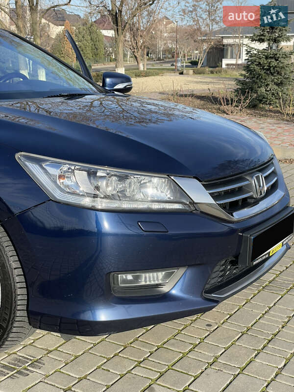 Седан Honda Accord 2013 в Одесі