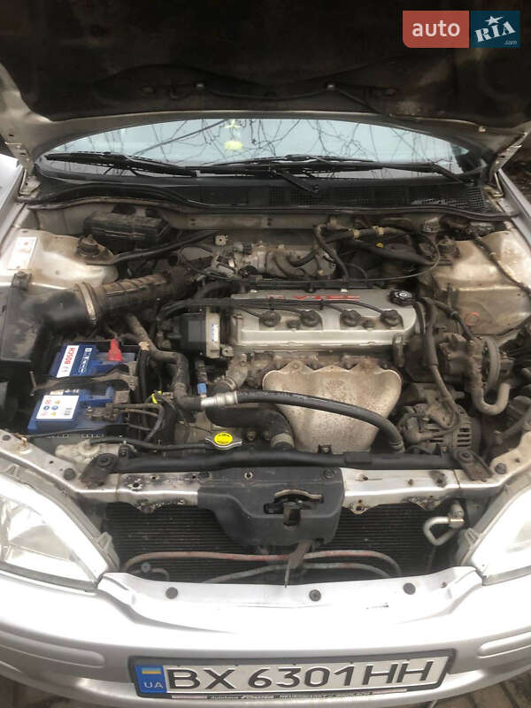 Седан Honda Accord 2000 в Хмельницькому