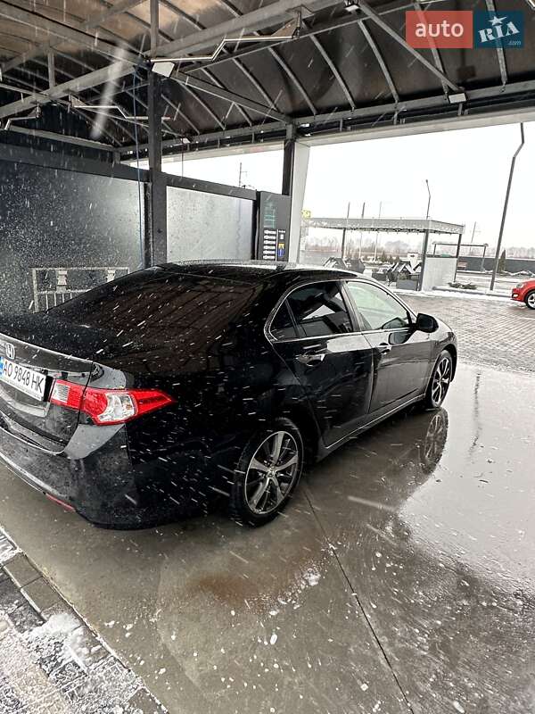 Honda Accord 2011