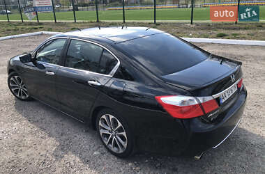 Седан Honda Accord 2014 в Києві