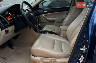 Седан Honda Accord 2006 в Днепре