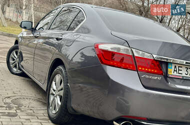 Седан Honda Accord 2013 в Дніпрі