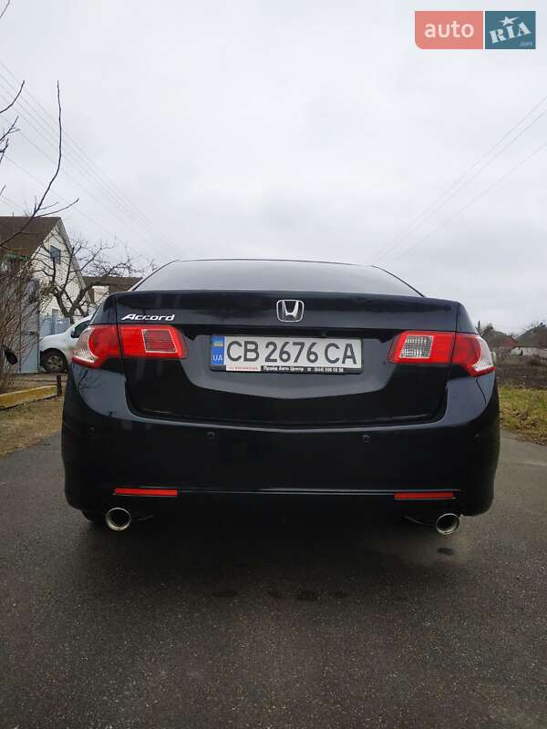 Седан Honda Accord 2010 в Варве