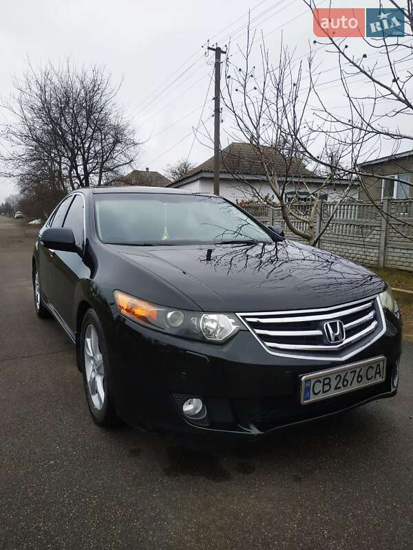 Седан Honda Accord 2010 в Варве
