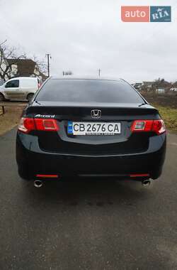 Седан Honda Accord 2010 в 
