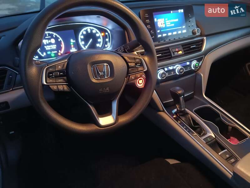 Седан Honda Accord 2019 в Тернополі