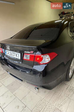 Седан Honda Accord 2010 в Умани