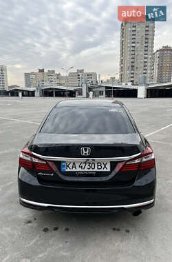 Седан Honda Accord 2016 в 