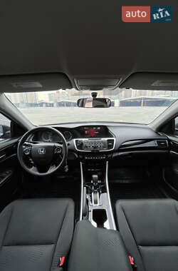 Седан Honda Accord 2016 в 