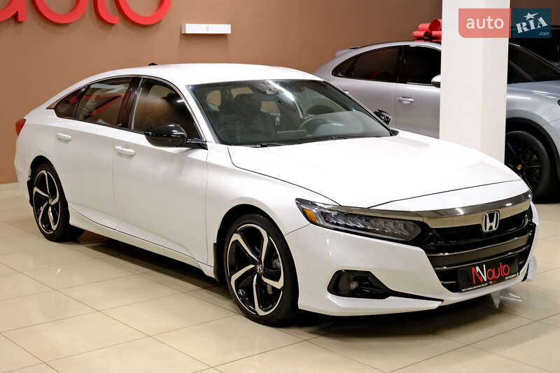 Седан Honda Accord 2023 в Одессе