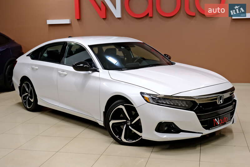Седан Honda Accord 2023 в Одессе