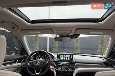 Седан Honda Accord 2021 в 