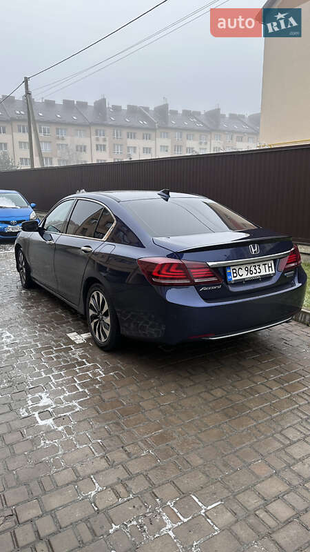 Седан Honda Accord 2015 в Львове