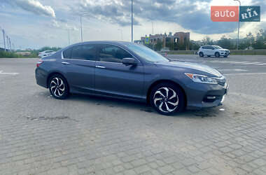 Седан Honda Accord 2017 в Львове