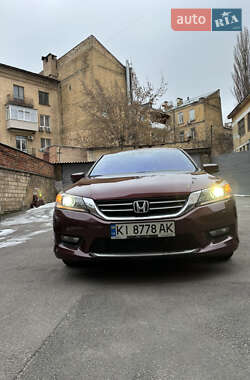 Седан Honda Accord 2015 в Києві