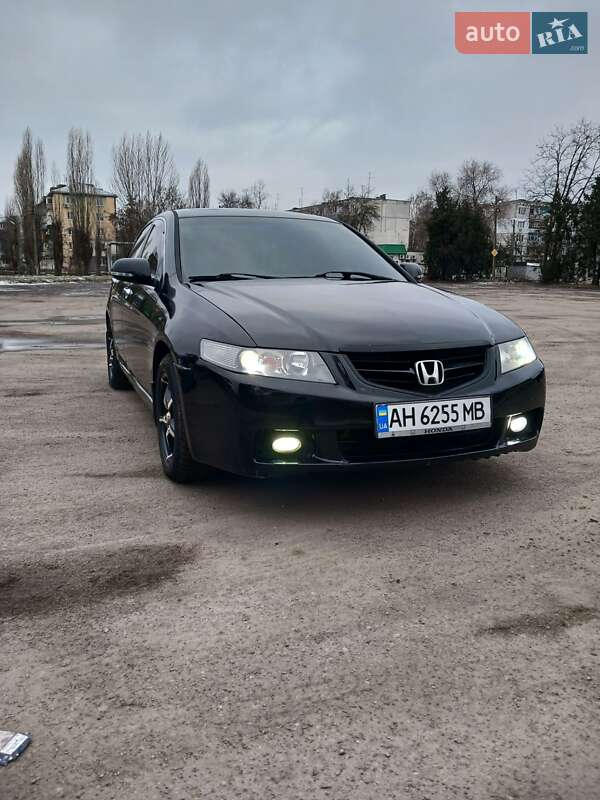 Седан Honda Accord 2005 в Павлограді