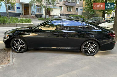 Седан Honda Accord 2019 в 