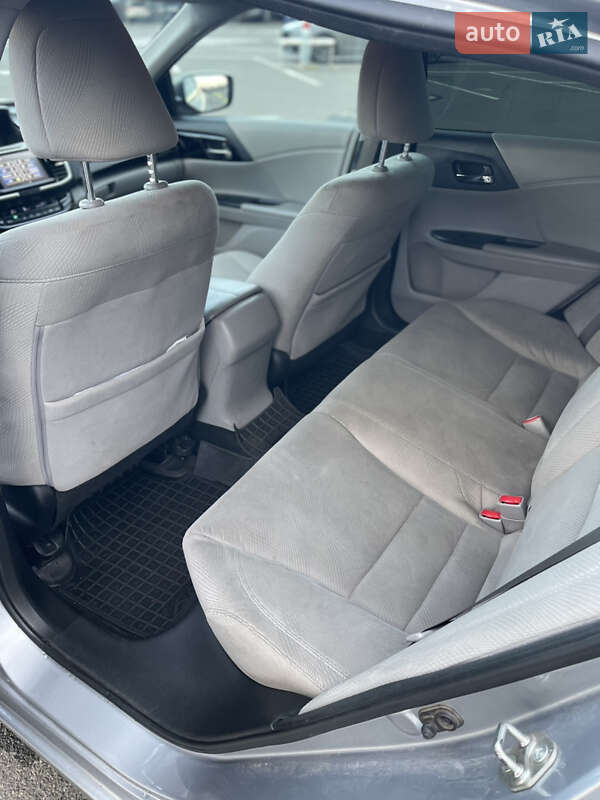 Седан Honda Accord 2016 в Киеве фото 9 Седан Honda Accord 2016 в Киеве