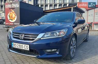 Седан Honda Accord 2015 в Тернополе