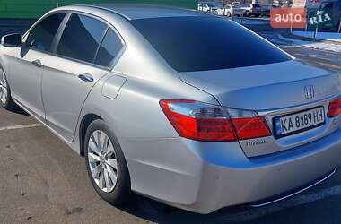 Седан Honda Accord 2013 в Києві