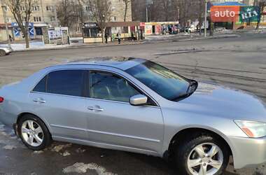 Седан Honda Accord 2004 в 