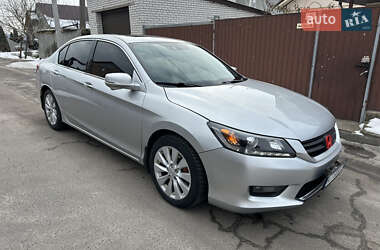 Седан Honda Accord 2014 в Києві