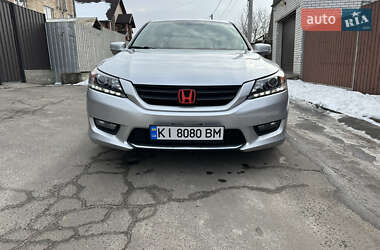 Седан Honda Accord 2014 в Києві