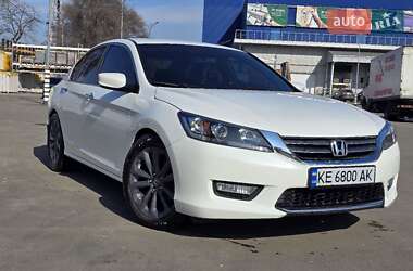 Седан Honda Accord 2014 в Дніпрі