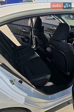 Седан Honda Accord 2014 в 