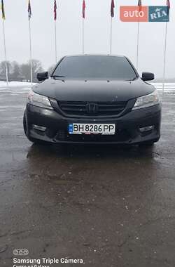 Седан Honda Accord 2013 в Одессе