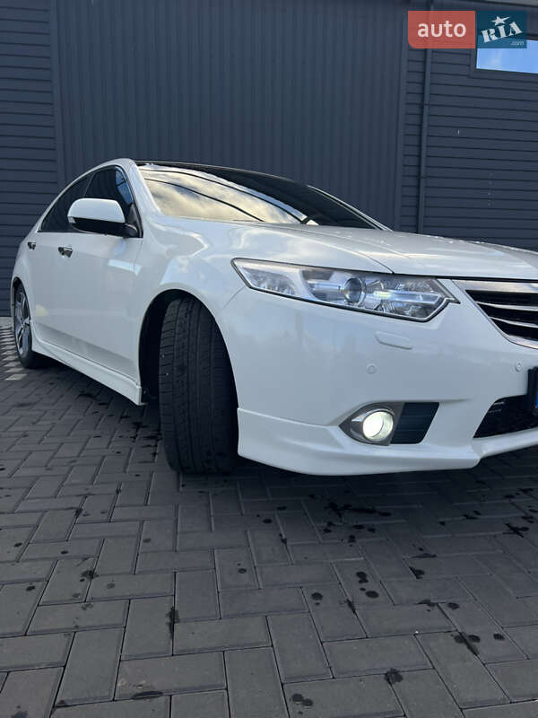 Седан Honda Accord 2011 в Кропивницькому