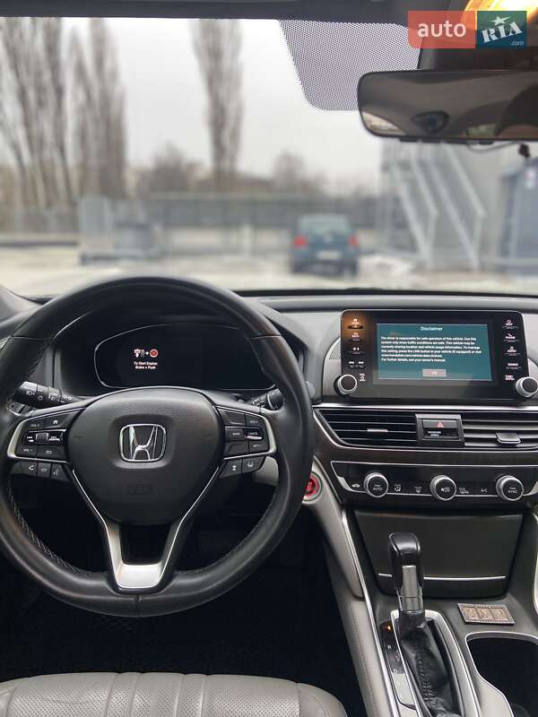 Седан Honda Accord 2018 в Києві