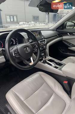 Седан Honda Accord 2018 в 