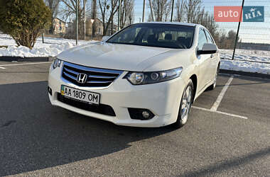 Седан Honda Accord 2011 в Києві