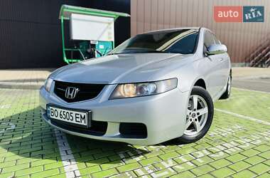 Седан Honda Accord 2004 в Черкассах