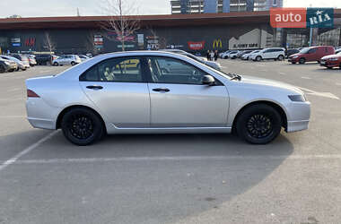 Седан Honda Accord 2003 в 