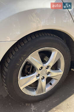 Седан Honda Accord 2011 в 