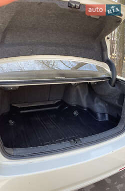 Седан Honda Accord 2011 в 