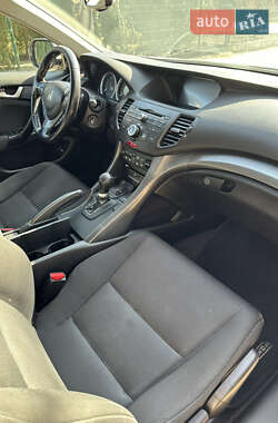 Седан Honda Accord 2011 в 