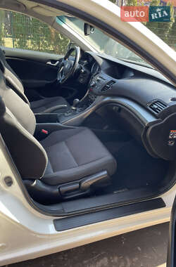 Седан Honda Accord 2011 в 