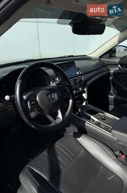 Седан Honda Accord 2018 в 