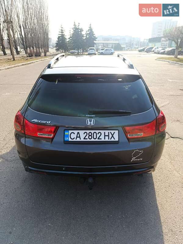 Універсал Honda Accord 2011 в Черкасах