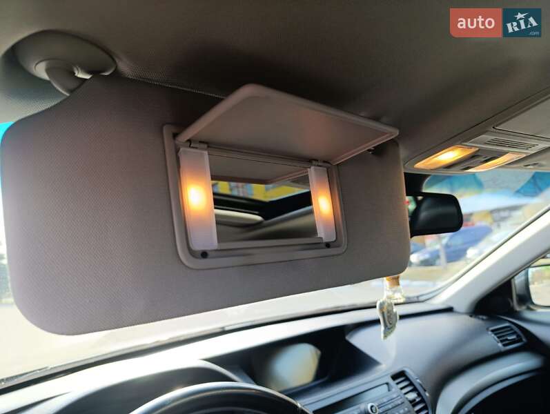 Універсал Honda Accord 2011 в Черкасах