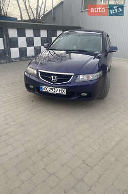 Седан Honda Accord 2005 в Староконстантинове