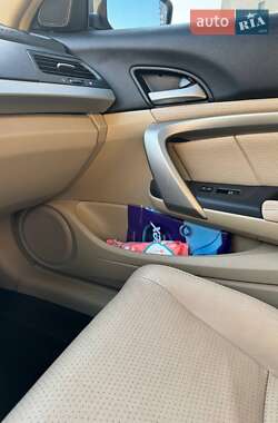 Купе Honda Accord 2008 в 