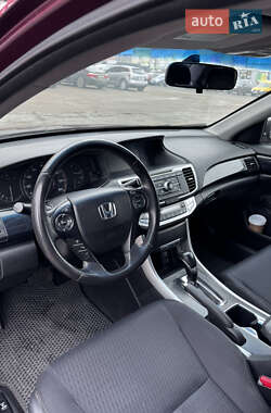 Седан Honda Accord 2013 в Киеве