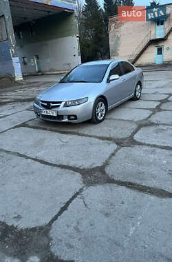 Седан Honda Accord 2004 в Хмельницькому