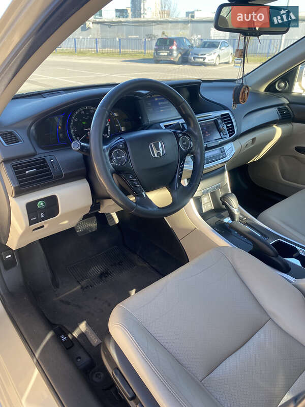 Седан Honda Accord 2014 в Львові фото 27 Седан Honda Accord 2014 в Львові